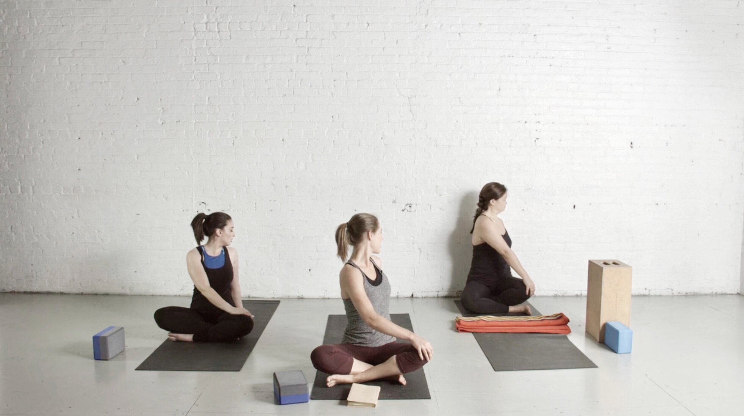 Foundations of Yoga: 30 minutes - Heart of Generosity